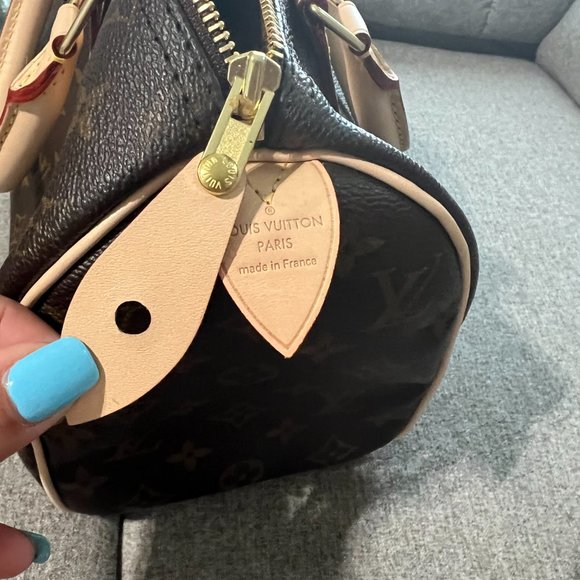 Authentic LV Speedy 25 - Picture 11 of 13
